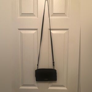 Vera Bradley Card Purse Black with Floral Accents Has RFID Blocking